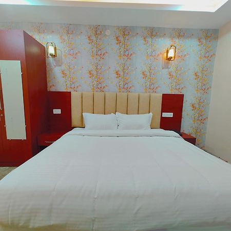 Awadh Samrat Resort Ayodhya Exteriér fotografie