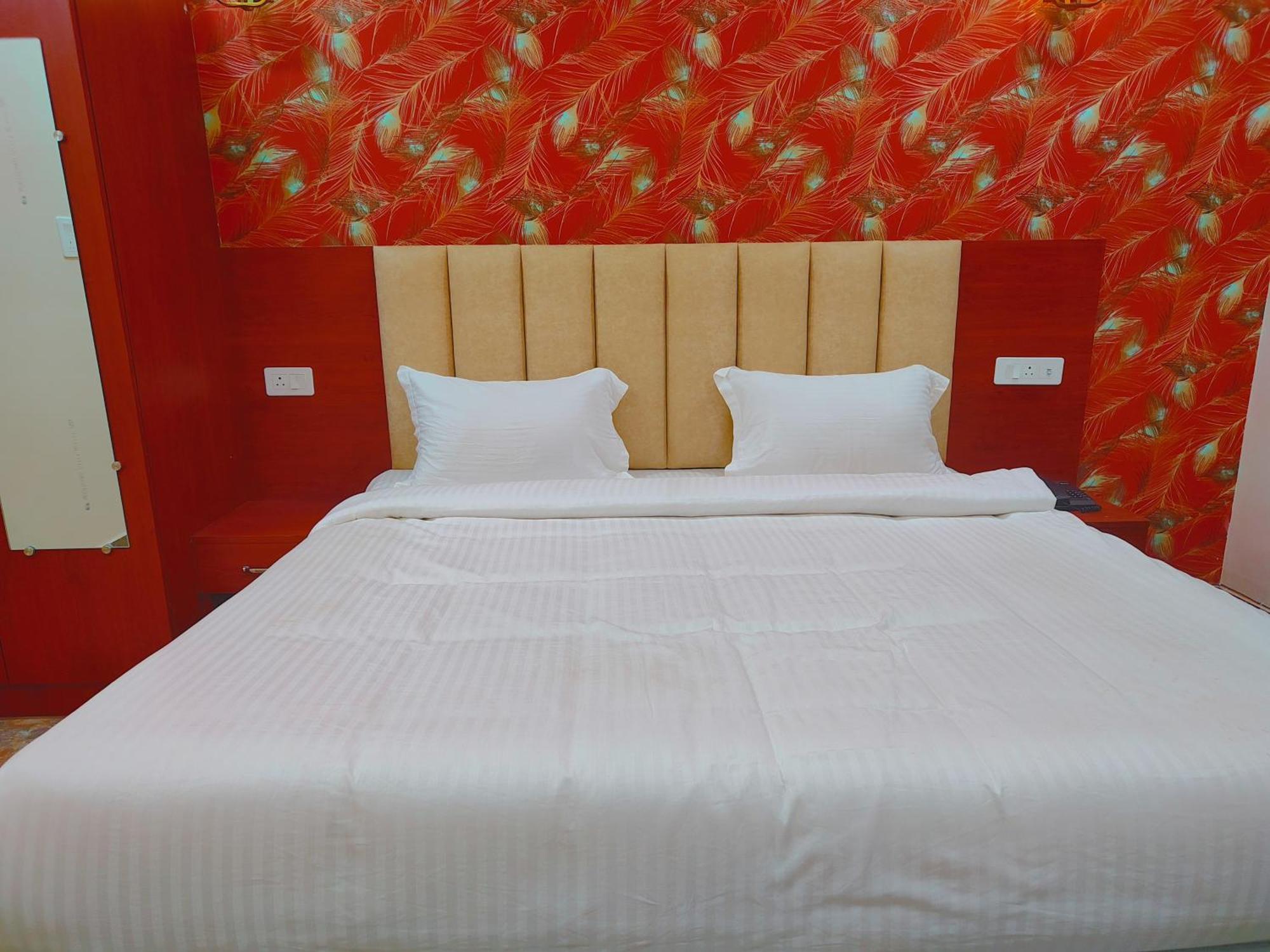 Awadh Samrat Resort Ayodhya Exteriér fotografie